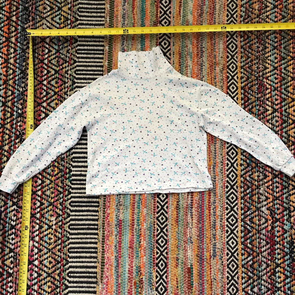 Vintage Flower and Heart Print Turtleneck Shirt